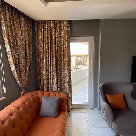 Fully Furnished With View Lägenhet